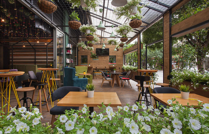 Kinh nghiệm setup quán cafe sân vườn thiết kế đẹp, thu hút